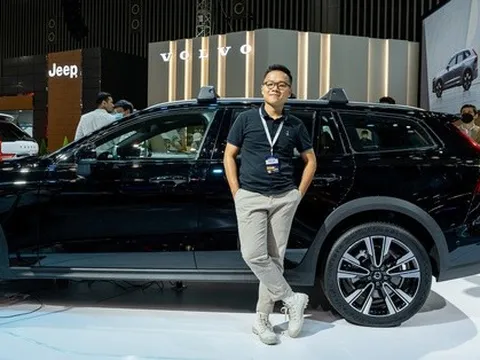 Mạnh Linh ‘Mê Xe’: ‘Người trẻ có xu hướng đón nhận cái mới khi mua ô tô’