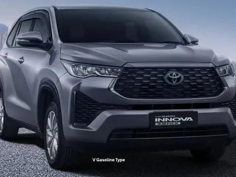 Toyota Innova 2023 ra mắt: Nhiều trang bị như xe sang, giá quy đổi từ 660 triệu đồng