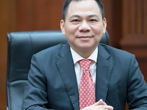 Vì sao ông Phạm Nhật Vượng đổ nghìn tỷ xây liền 2 nhà máy pin trong chưa đầy một năm?