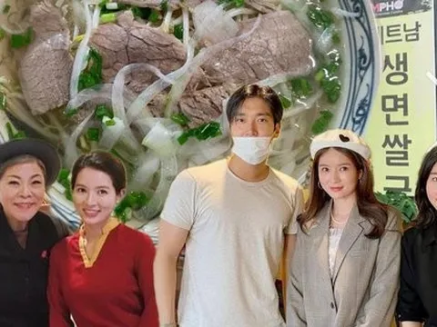Quán ăn Việt ở Hàn Quốc được nhiều sao nổi tiếng yêu thích, tài tử Choi Siwon còn ghé đến tận 3 lần