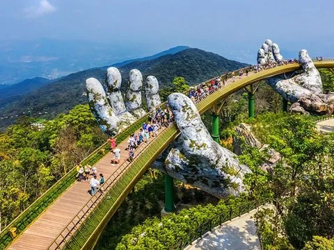 Du lịch phục hồi tích cực, khách nội địa đạt gần 92 triệu lượt trong 10 tháng đầu năm