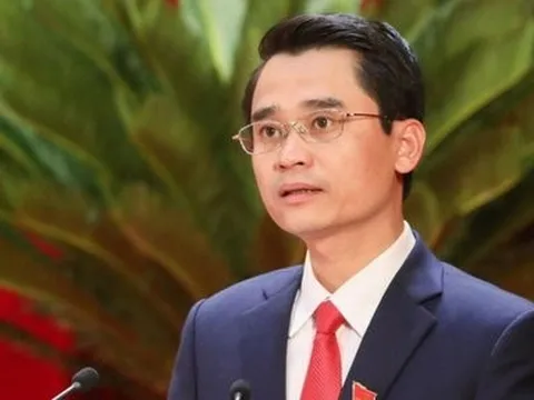 Phó Chủ tịch UBND tỉnh Quảng Ninh Phạm Văn Thành xin từ chức
