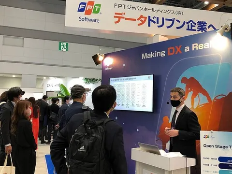 Thị trường nước ngoài mang về cho FPT trên 40% tổng doanh thu trong 10 tháng