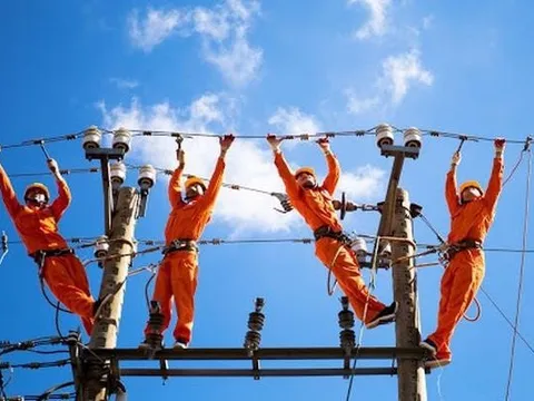 El Nino trở lại giúp nhóm nhiệt điện hưởng lợi, doanh nghiệp xây lắp điện "sáng cửa" nhờ lượng hợp đồng tăng vọt