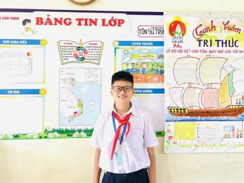 Nam sinh lớp 7 dũng cảm lao vào cứu cụ ông khi đoàn tàu đang lao tới