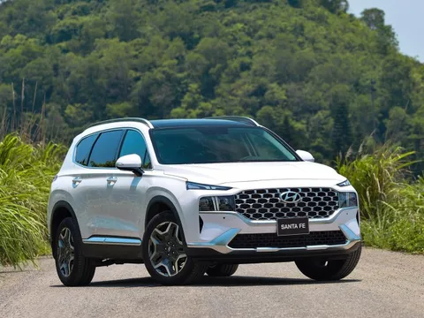 Hyundai Santa Fe rộng cửa thắng hạng mục Thiết kế xe phổ thông