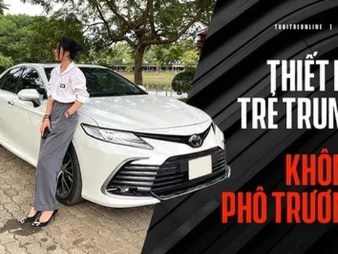 Chủ xe Toyota Camry: 'Thiết kế đẹp không phô trương, vỏ hơi mỏng, xe đầm chắc'