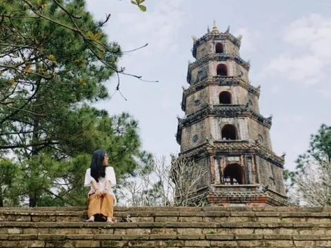 Dạo chơi khám phá ‘lời nguyền’ tình duyên ở ngôi chùa cổ linh thiêng nhất xứ Huế