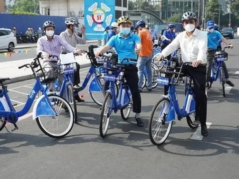 Hà Nội thí điểm dịch vụ xe đạp công cộng trong 12 tháng