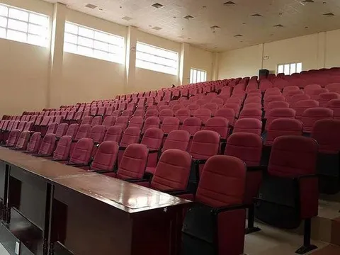 Sau hai lần bất thành vì cổ đông không đến họp, Louis Capital (TGG) lần thứ 3 triệu tập ĐHĐCĐ bất thường