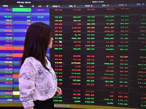 Vốn hóa các doanh nghiệp hàng đầu thay đổi thế nào trong tháng 11?