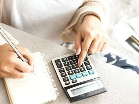 Cô gái lập ngân sách chi tiêu hiệu quả mà không cần dùng ứng dụng theo dõi