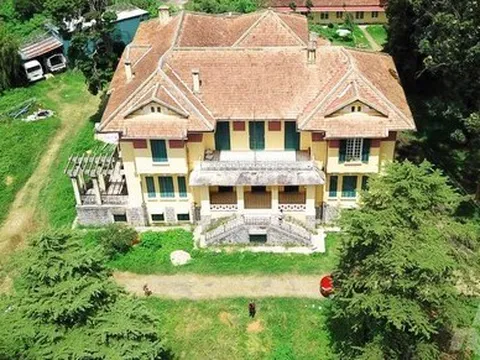 Bên cạnh các dinh vua Bảo Đại, ở Đà Lạt còn có một dinh khác cổ kính không kém