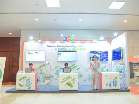 FPT trình diễn hệ sinh thái thành phố thông minh tại Smart City summit 2022