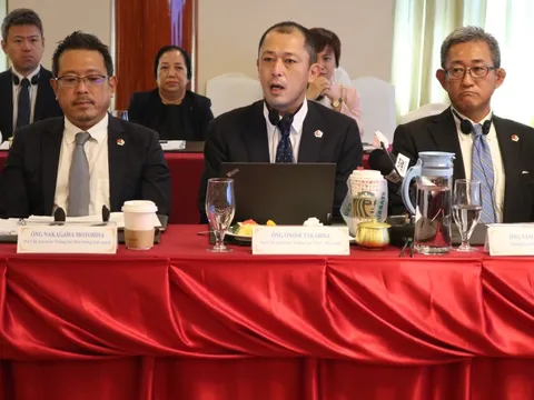 Doanh nghiệp Nhật Bản kiến nghị dẹp taxi “dù” ở sân bay Tân Sơn Nhất