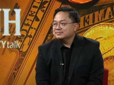 Ông Hoàng Nam Tiến kể chuyện tiêu 1 triệu USD đầu tiên: Gặp Chủ tịch Trương Gia Bình xin nghỉ, thay vì mua 30 căn hộ đẹp thì lấy tiền đi học lái máy bay