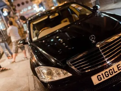 Giới nhà giàu chi tiền mua 'biển chữ xe' thể hiện cá tính, tranh nhau 1 con số phát tài với giá 'khủng'