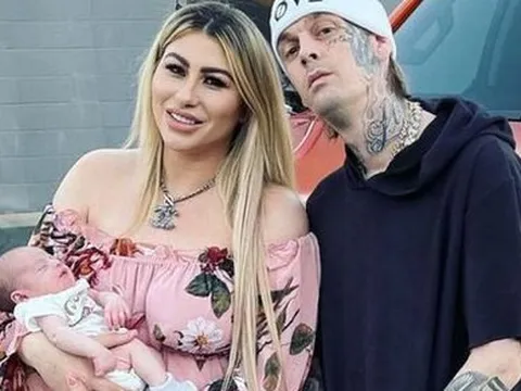 Con trai 1 tuổi của Aaron Carter được thừa kế 12 tỷ đồng