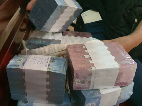 Vì sao giao dịch từ 300 triệu đồng trở lên phải báo cáo Ngân hàng Nhà nước?