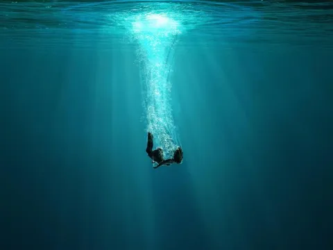 Tiếp tục giảm sàn, cổ phiếu Novaland và Hải Phát lại xuống đáy lịch sử