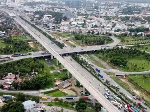 Chủ tịch UBND TP.HCM: Hoàn thành khép kín Vành đai 2 cùng với Vành đai 3