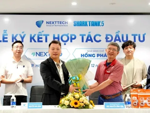 Shark Bình "chốt deal" đầu tiên hậu Shark Tank mùa 5: Gấp đôi vốn cam kết trên sóng, sẽ thương mại hóa áo giáp chống lực dao đâm, chậu cây tưới tự động,...