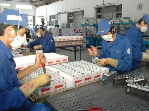 Tập đoàn Hóa chất Việt Nam (Vinachem) thoái vốn Ắc quy Tia sáng với giá khởi điểm cao gấp 4 lần thị giá cổ phiếu