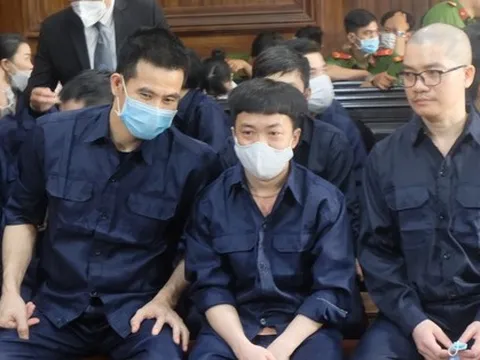 Đồng phạm của Nguyễn Thái Luyện: Xin lại tiền... trả cho mẹ