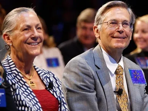 Bí mật của đại gia đình chiến thắng quy luật “không ai giàu 3 họ": Tiền của nhà chất như núi nhưng đứa trẻ nhỏ nhất cũng phải góp vốn vào công ty