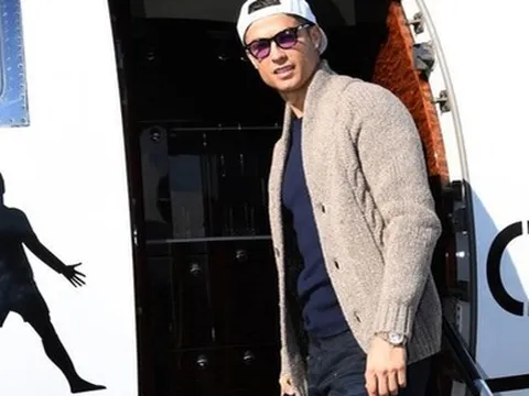 Ronaldo cùng bạn gái rời Qatar trên chuyên cơ 24 triệu USD