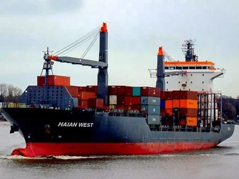 Ngành vận tải biển thăng hoa, Hải An (HAH) ước lãi kỷ lục 835 tỷ nhưng kế hoạch 2023 lao dốc không phanh