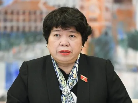 UBTVQH cho ý kiến về dự thảo Luật Khám bệnh, chữa bệnh (sửa đổi)