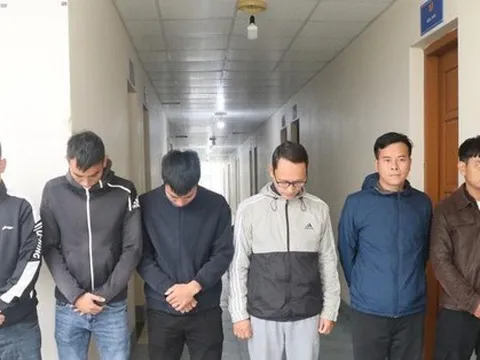 Phá đường dây cá độ bóng đá giao dịch gần 2.000 tỷ đồng