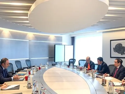 Tập đoàn vận tải khổng lồ muốn được cấp phép bay tại Việt Nam