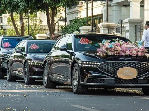 Dàn xe 'khủng' diễu hành tại Hà Nội: Khoảng 20 chiếc Genesis cùng đoàn với Rolls-Royce, Bentley
