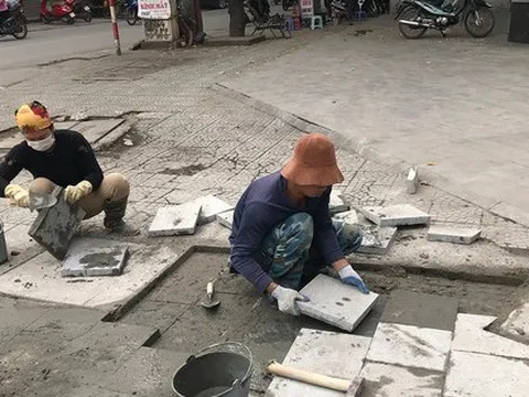 Nhiều quận, huyện Hà Nội dừng lát vỉa hè bằng đá tự nhiên
