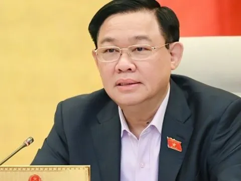 “Giá khám chữa bệnh quy định mù mờ thì tự làm khó mình thôi”