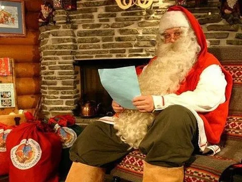 Nhộn nhịp không khí chuẩn bị Giáng sinh ở quê hương ông già Noel