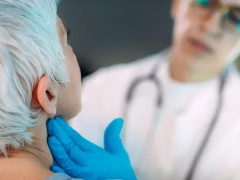 Nghiên cứu 265.000 người: Mang gien ung thư, vẫn có cách “thoát hiểm”
