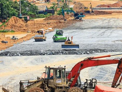 Sẵn sàng khởi công cao tốc Bắc - Nam giai đoạn 2