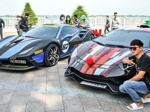 Dàn siêu xe, mô tô hàng chục tỉ đồng tụ họp tại Cần Thơ: Nhiều xe vang bóng một thời