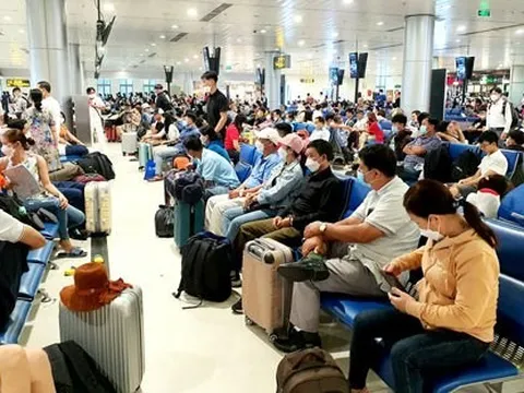 Chống nghẽn sân bay Tân Sơn Nhất dịp Tết
