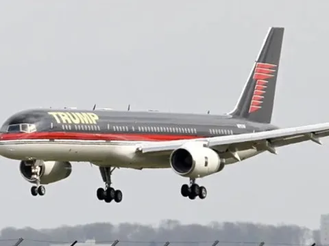 Choáng ngợp ‘lâu đài bay’ 100 triệu USD ông Donald Trump vừa tân trang