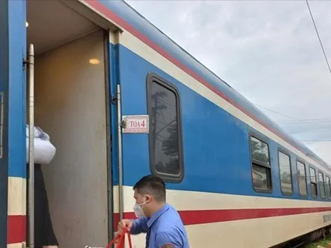 Cùng lo Tết cho công nhân