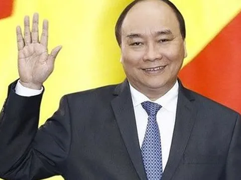 Chủ tịch nước Nguyễn Xuân Phúc lên đường thăm Indonesia