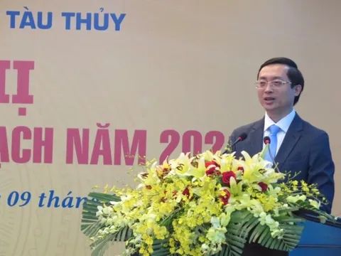 Cảnh cáo Chủ tịch HĐTV Tổng Công ty Công nghiệp Tàu thủy Vũ Anh Tuấn