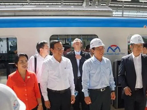 Tàu metro 1 lăn bánh: Những kỳ vọng mới