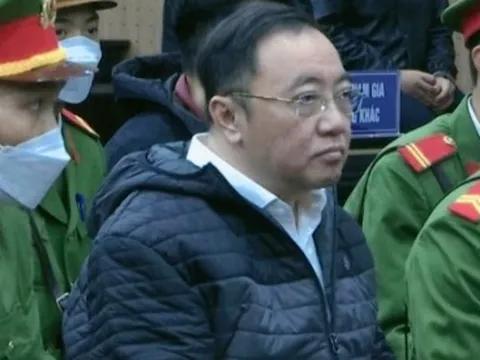 Xét xử vụ AIC: Cựu giám đốc khai nhận gần 15 tỷ đồng vì nghĩ là "quà cảm ơn"