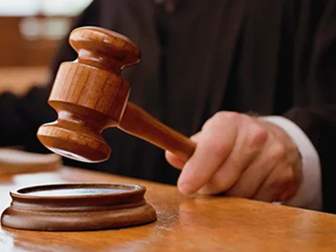 "Trái đắng" của ASA: Tăng khống vốn, đổi kiểm toán "xoành xoạch", vẫn không thoát được cảnh Tổng Giám đốc lao lý, bị UBCK hủy 7 triệu cổ phiếu