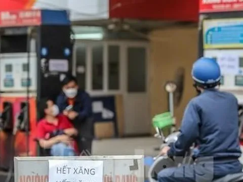 Lộ diện loạt doanh nghiệp xăng dầu sắp bị Bộ Công Thương 'sờ gáy'